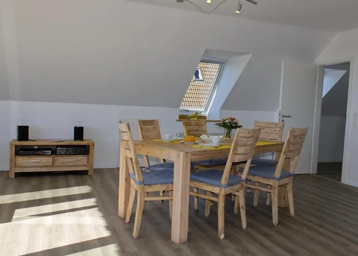 Inselblume 26 - Mit Balkon In Meeschendorf