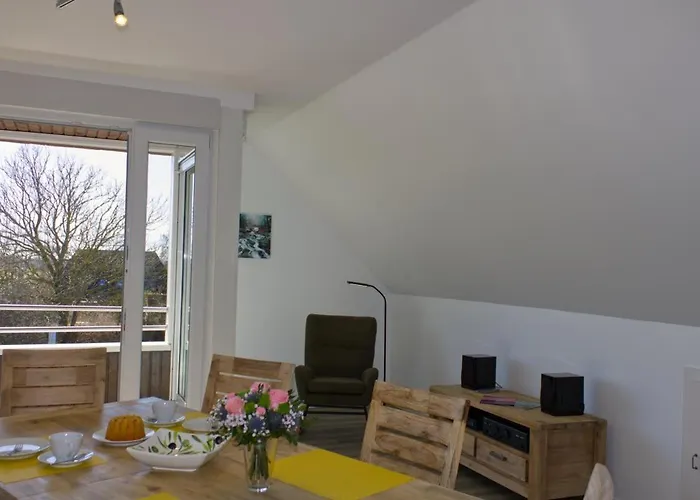 Inselblume 26 - Mit Balkon In Meeschendorf